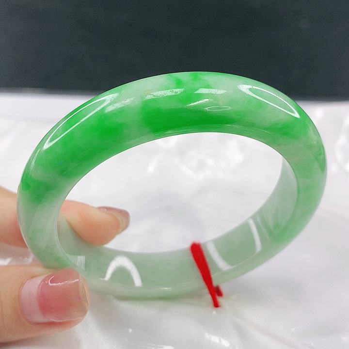 翡翠未镶嵌手镯圈53.5，34073