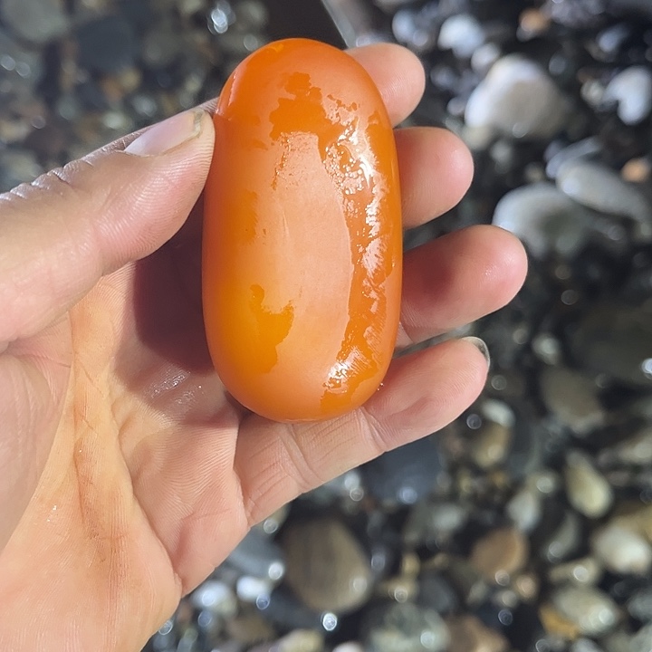 未镶嵌和田玉（糖玉）挂件