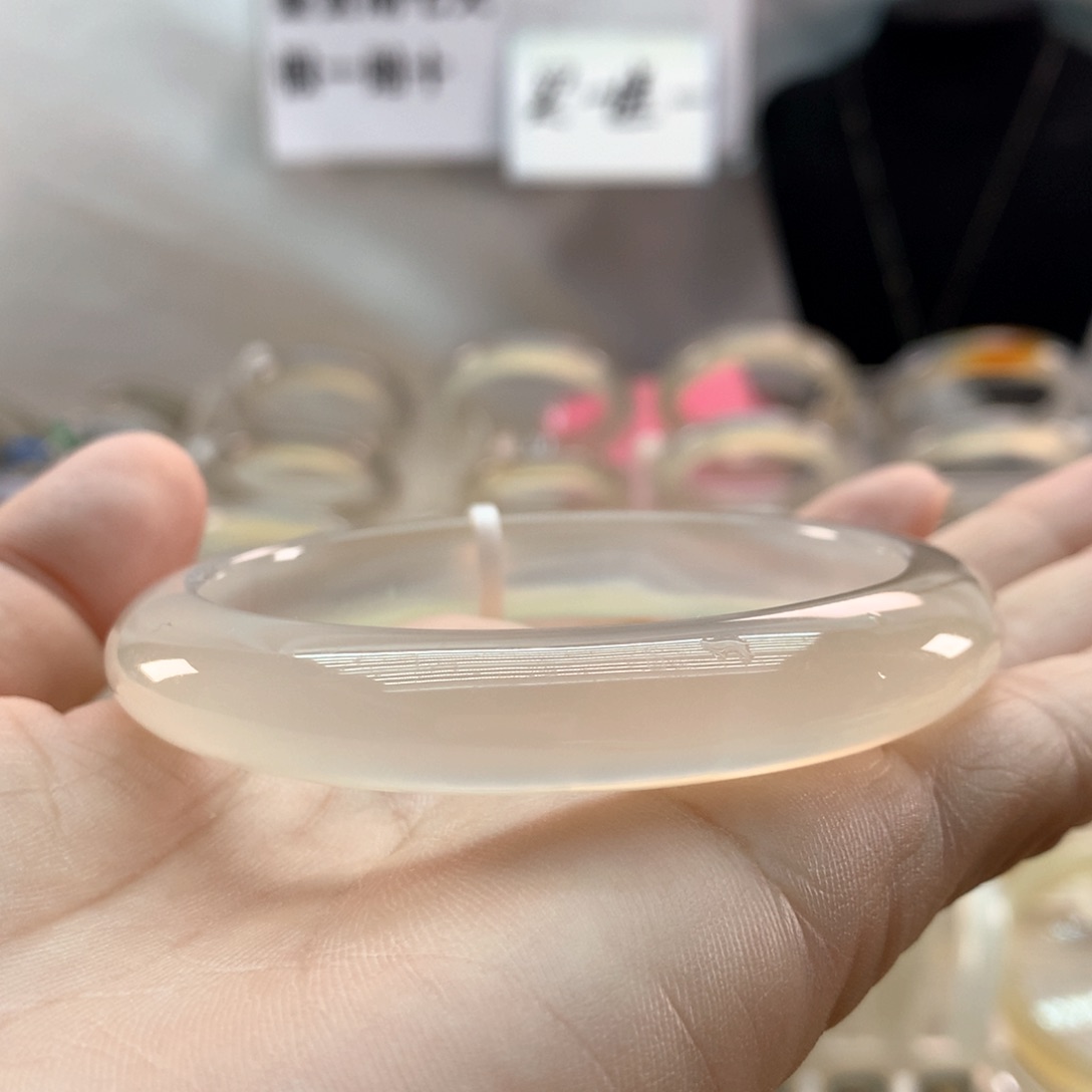 手镯玛瑙/玉髓未镶嵌