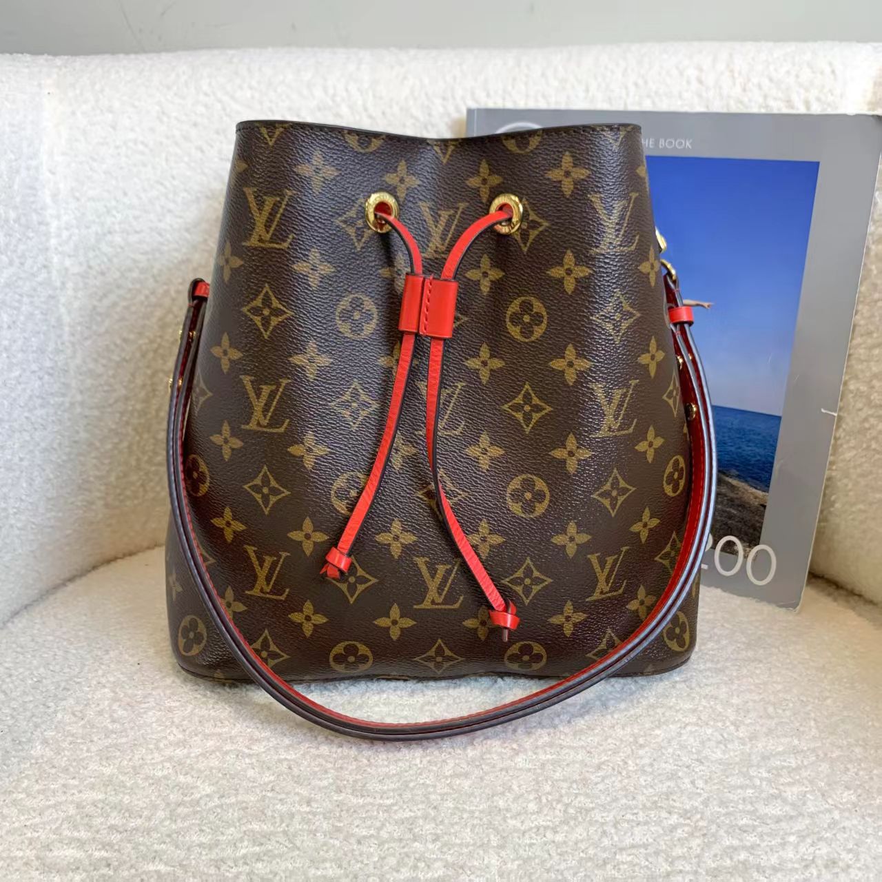 99新 LouisVuitton/路易威登 壹臻楠楠/老花红水桶/ 68137186