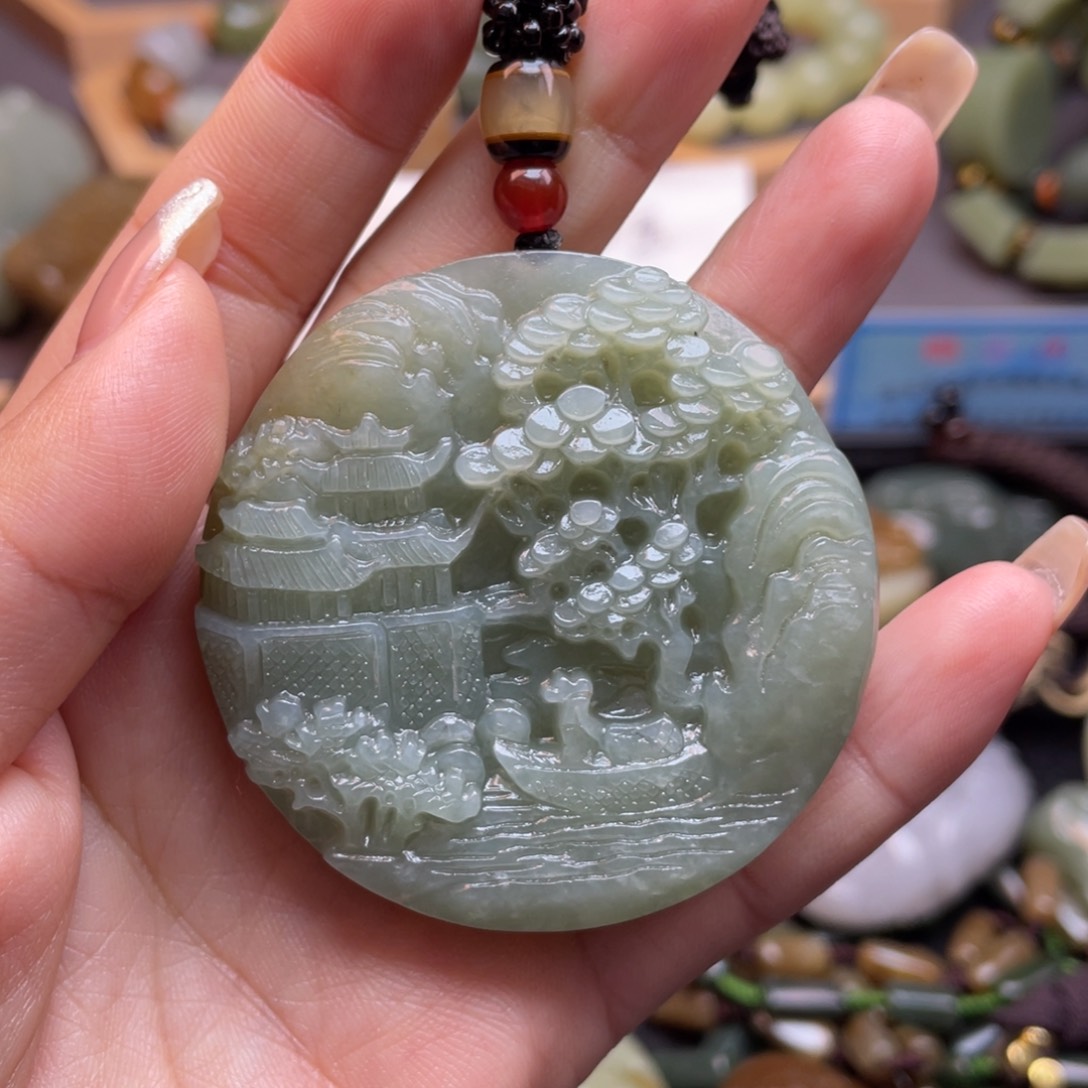 和田玉颈饰未镶嵌