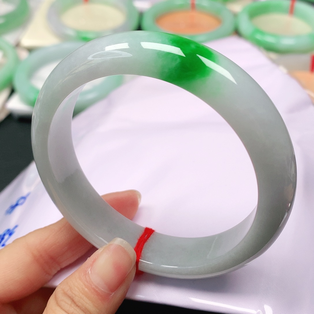 翡翠手镯未镶嵌天然翡翠手镯59