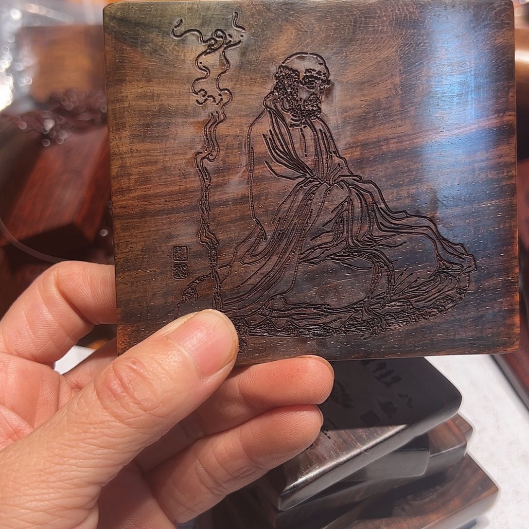 交趾黄檀（大红酸枝）一**独