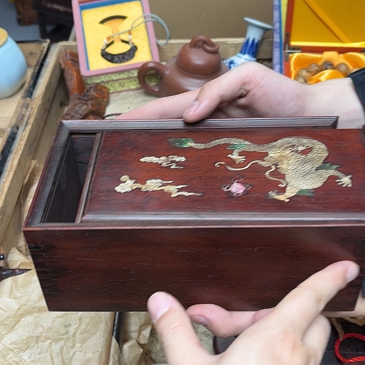 大叶紫檀（黑酸枝木类）