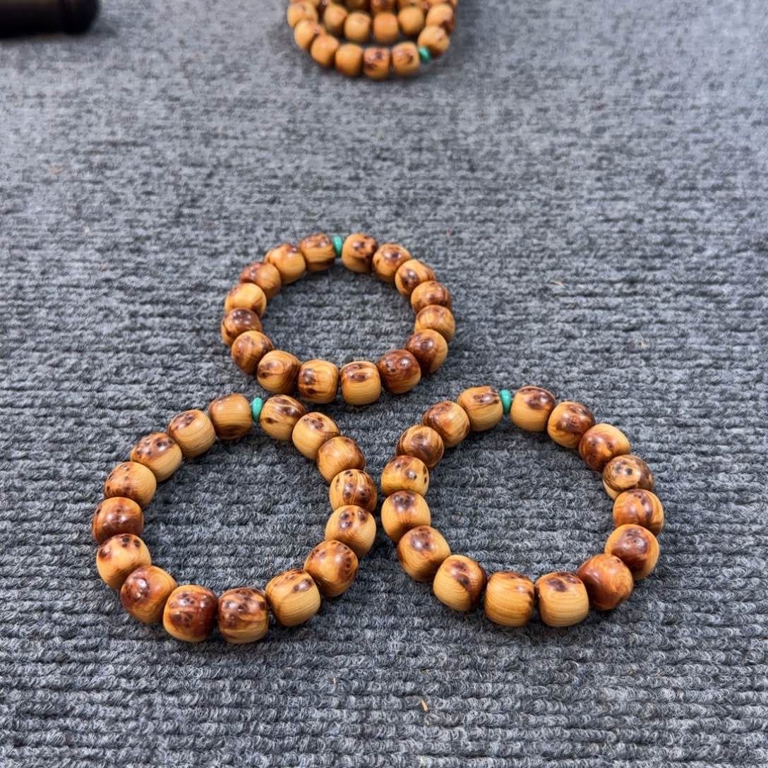 柏木（崖柏）太行崖柏，1.4老型留疤，奇楠薄荷香