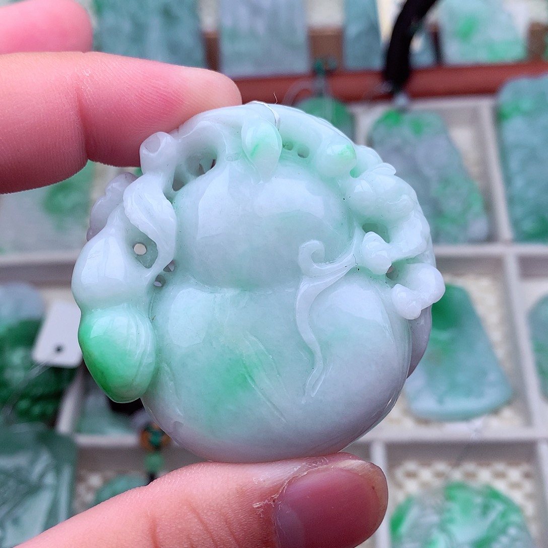 翡翠未镶嵌吊坠(不含链)