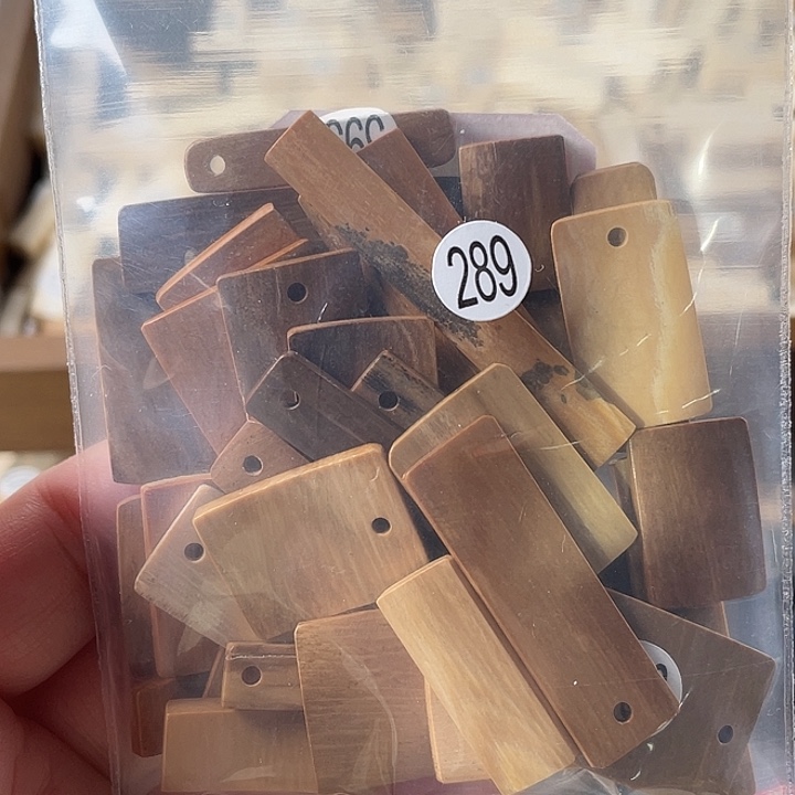 泥塑不打孔联系客服