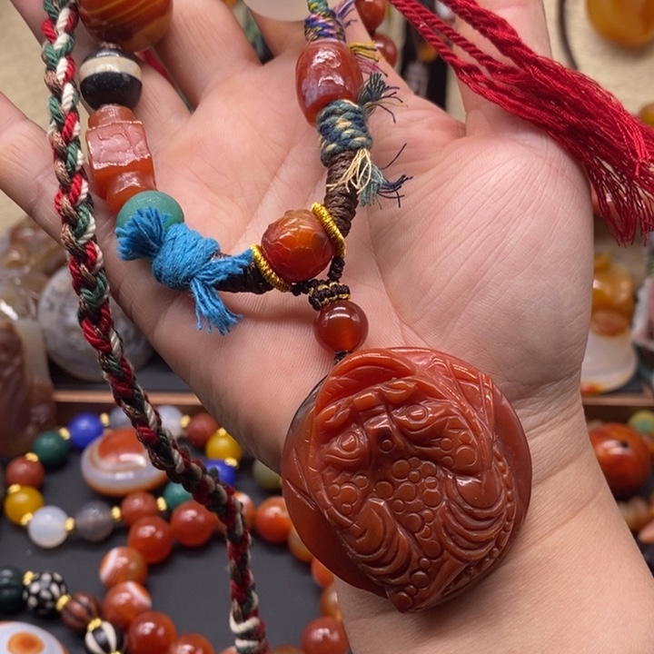 玛瑙/玉髓颈饰未镶嵌