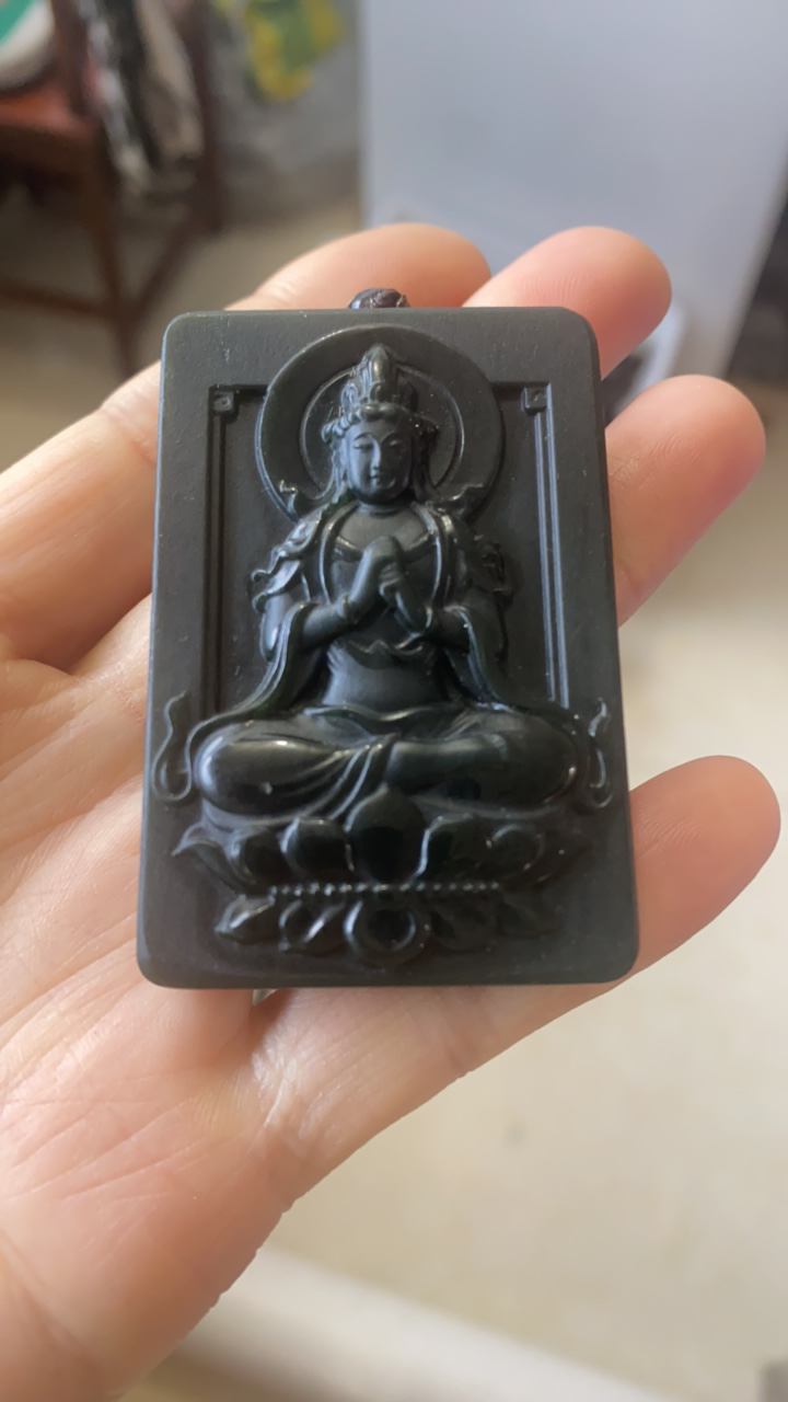 和田玉青玉山水观音 