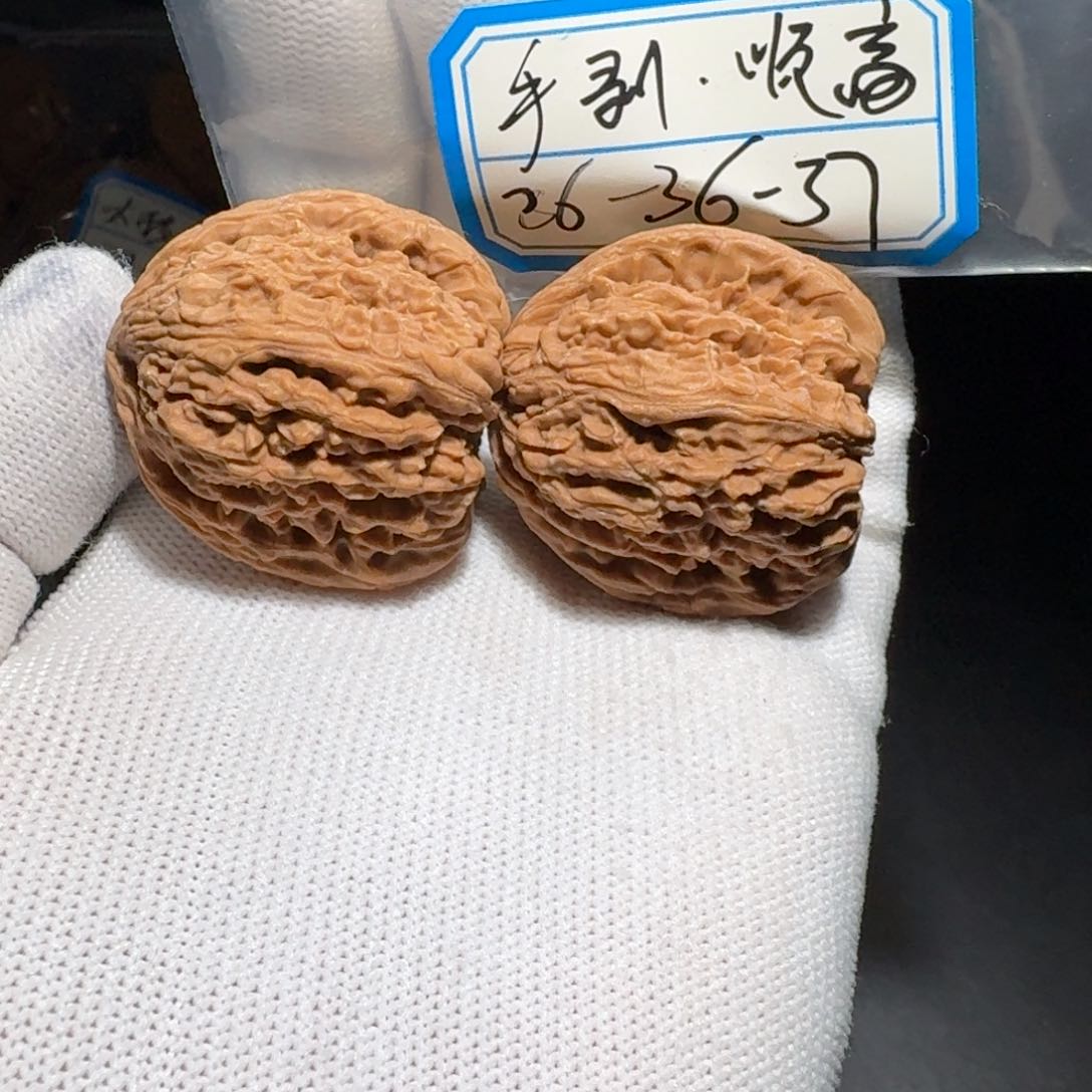 文玩核桃把件62号全品