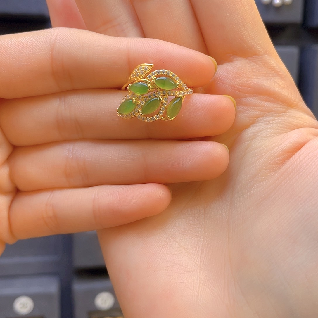 和田玉戒指银S925镀金镶嵌