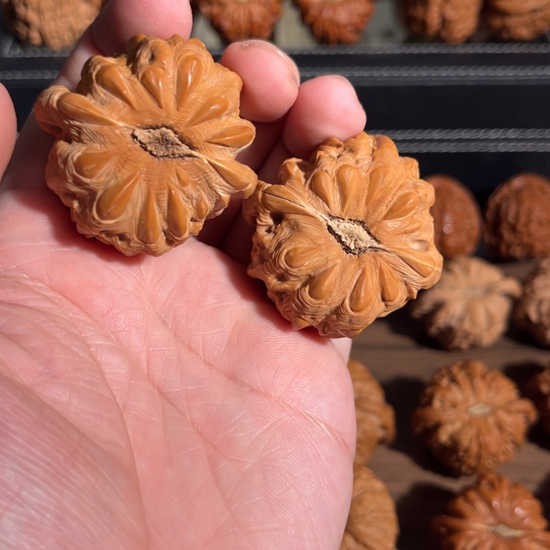 手串/手链核桃44白狮子雕刻吞噬 4面精工收藏