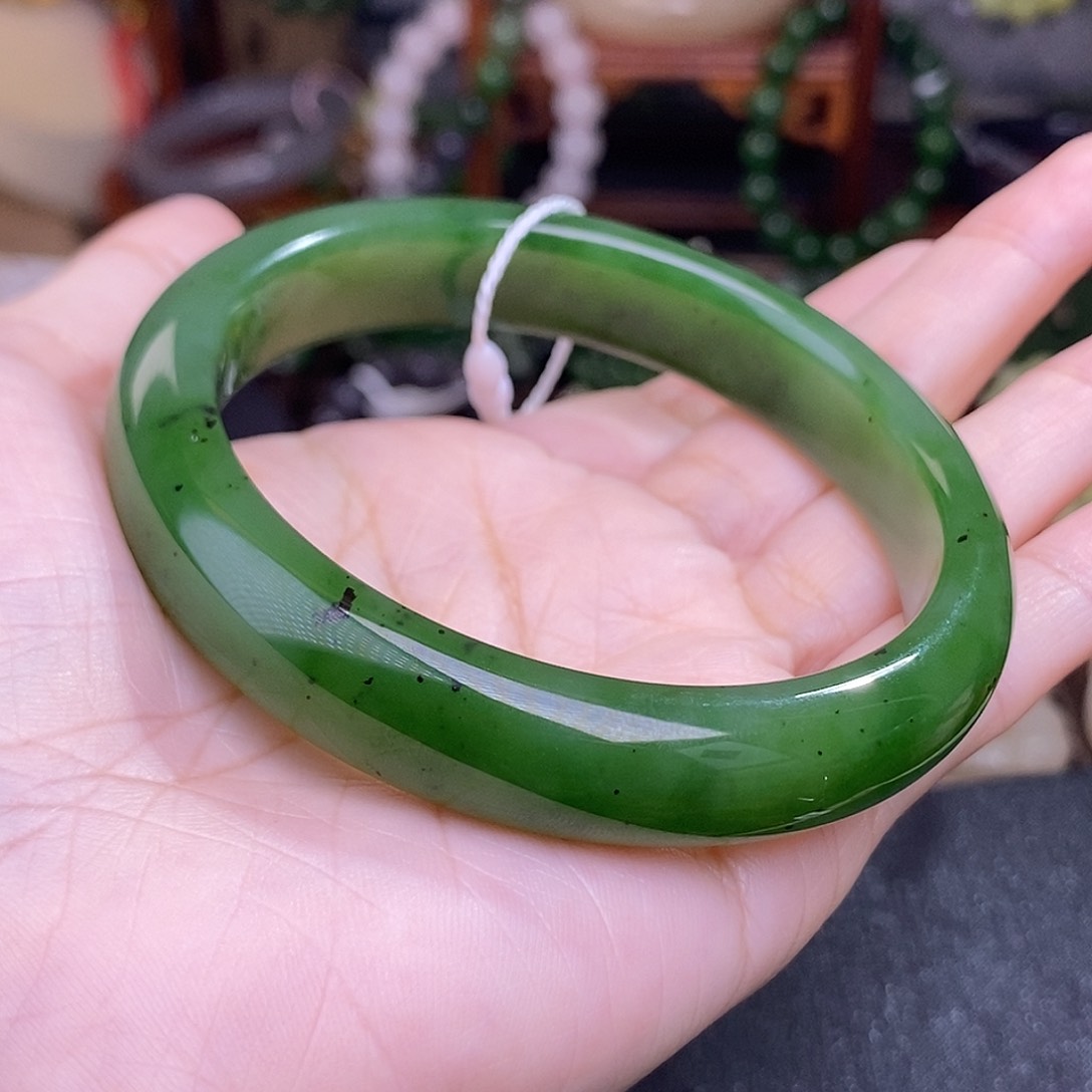 和田玉59.2 阳绿碧玉手镯清货价未镶嵌