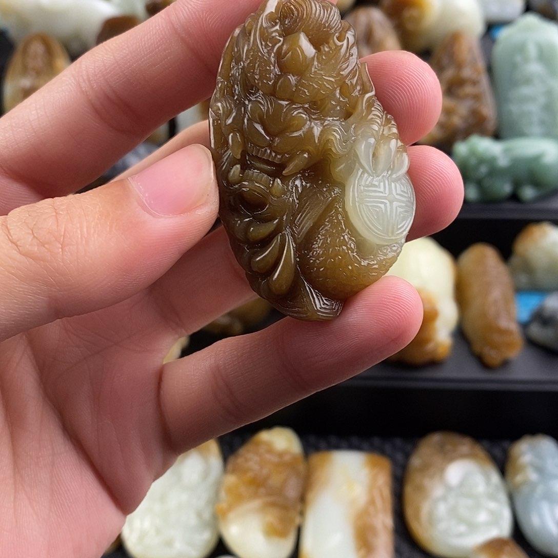 和田玉挂件未镶嵌