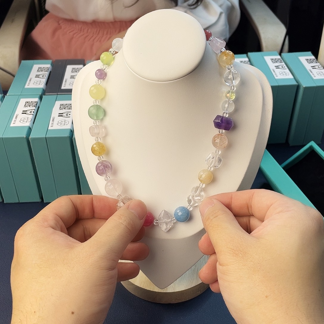 银S925镶嵌水晶手链