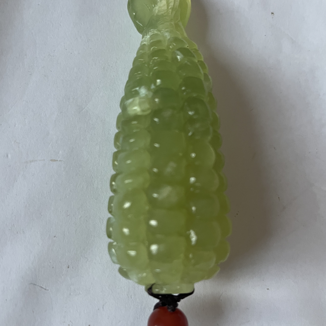 纯天然岫玉手工雕刻玉米手把件