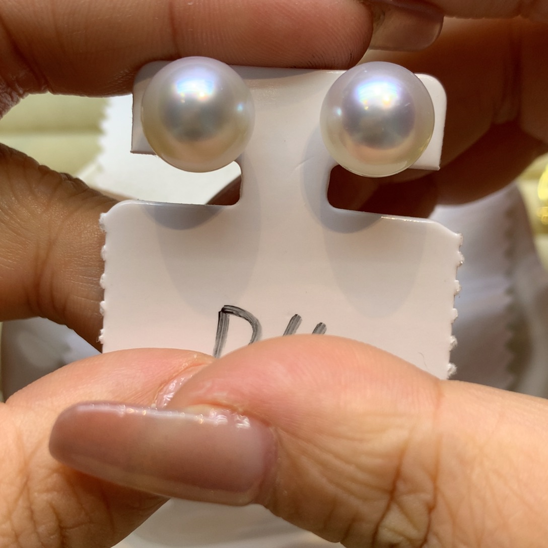 铂Pt950镶嵌耳饰海水珍珠