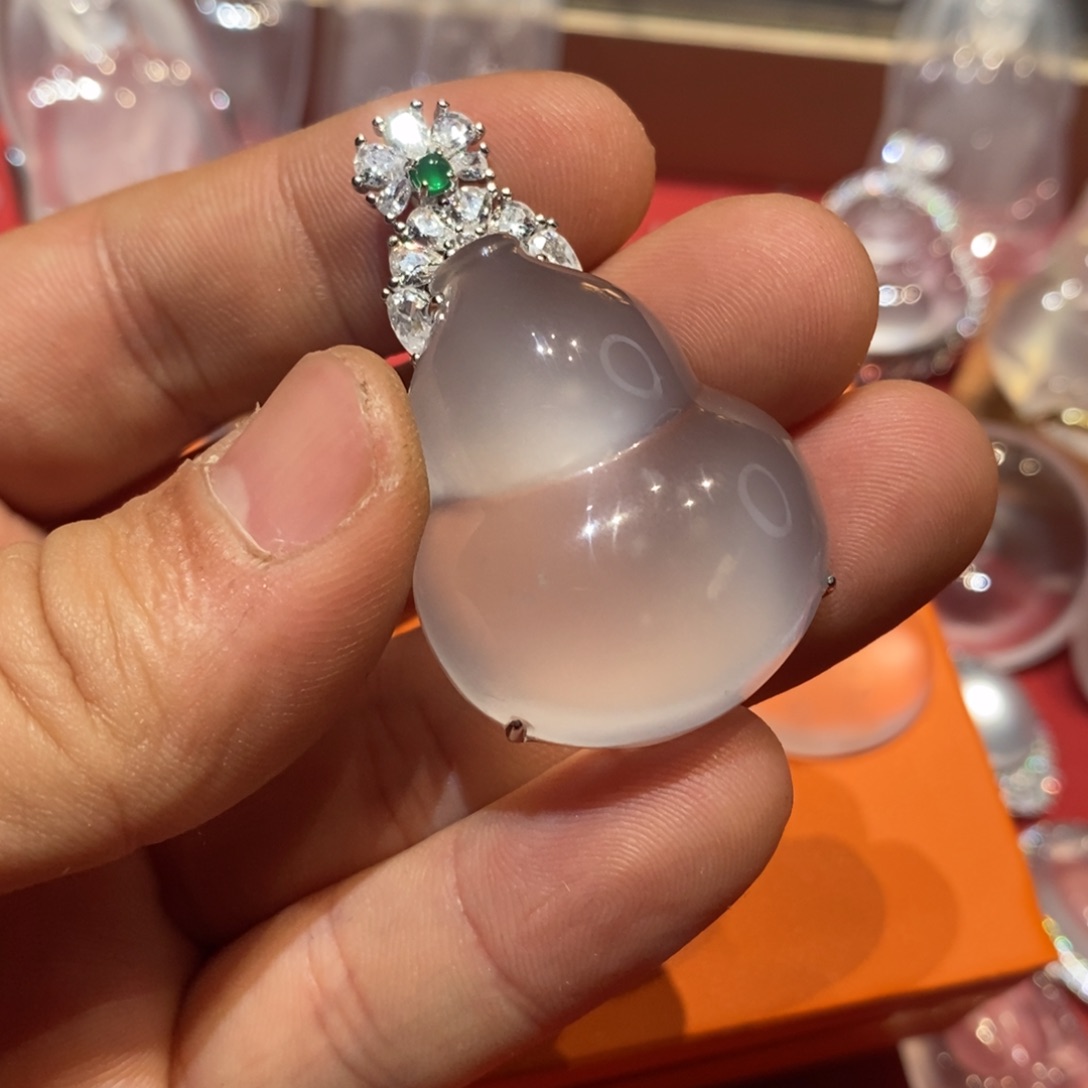 石英质玉颈饰银S925镶嵌?**狼