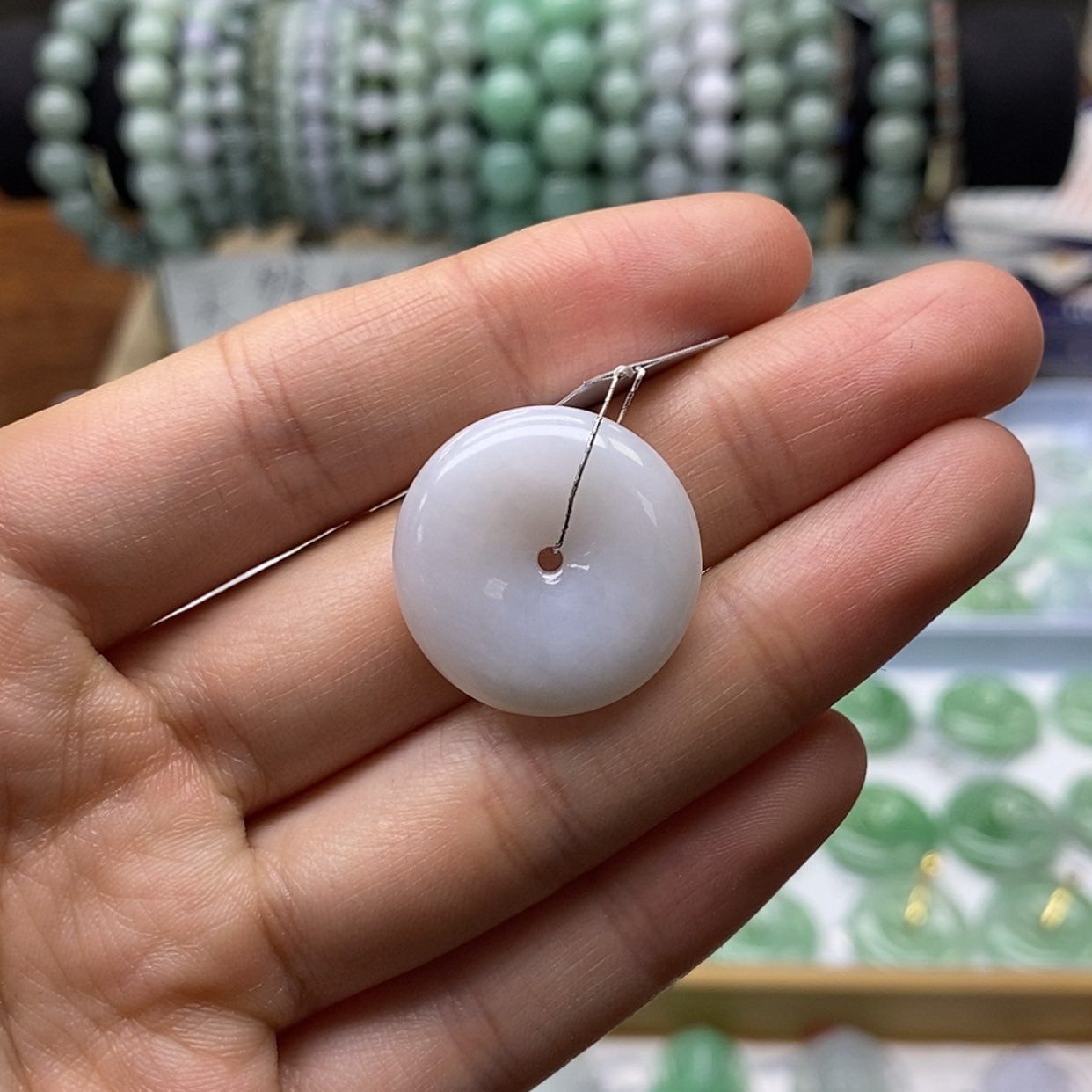 【闪购商品】翡翠颈饰未镶嵌平安扣