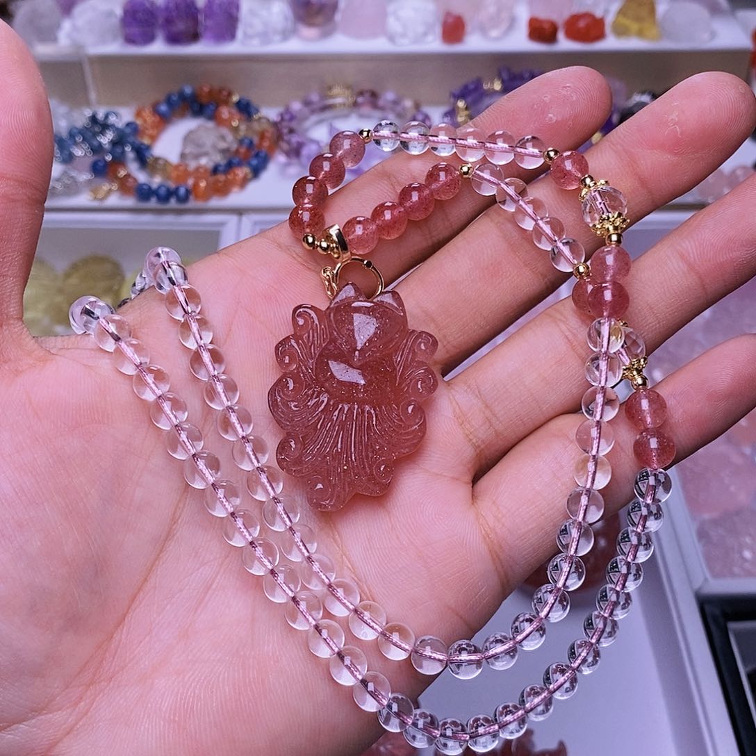 水晶颈饰未镶嵌草莓晶海马狐吊坠 送链子