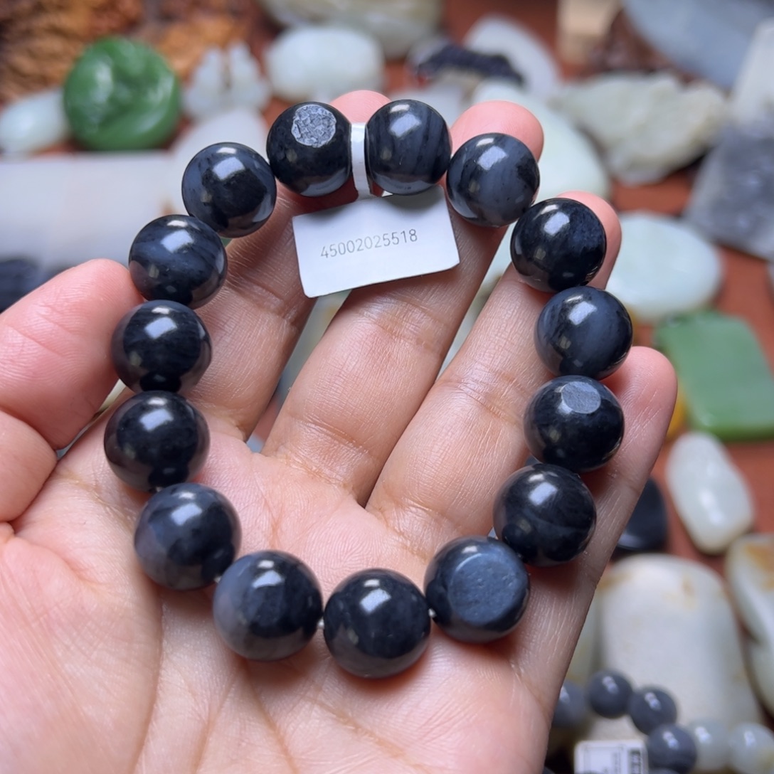 枫***和田玉未镶嵌手链