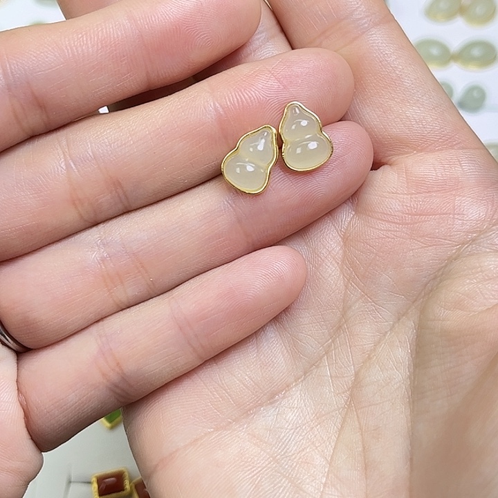 和田玉银S925镶嵌耳饰