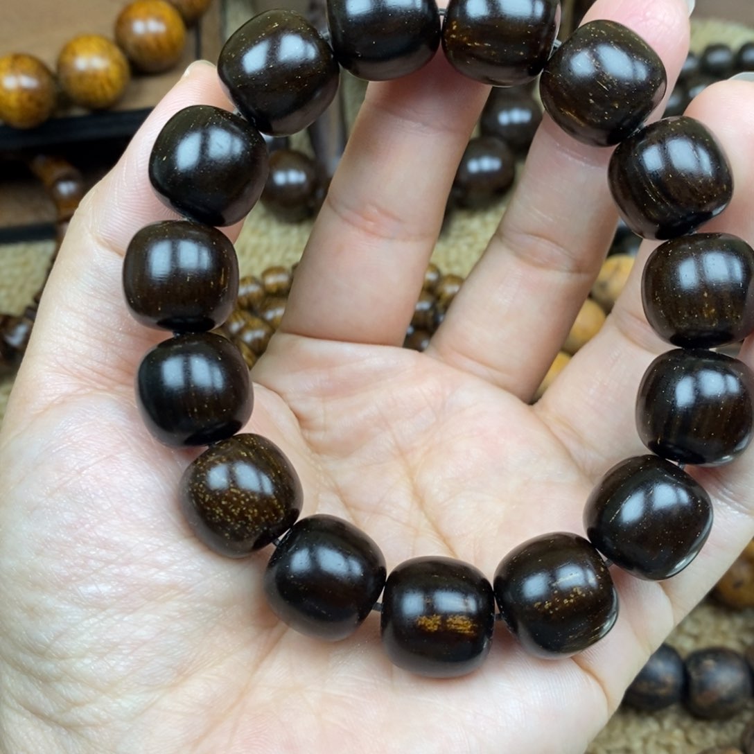 贡木其他飞**云1615巴布亚新几内亚贡木