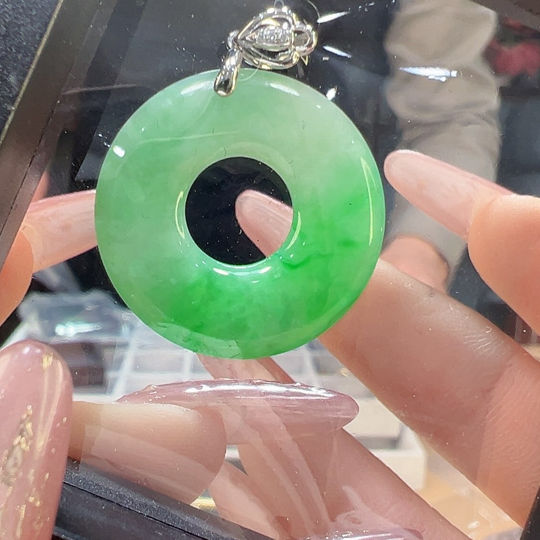 翡翠吊坠(不含链)18K金镶嵌吊坠37