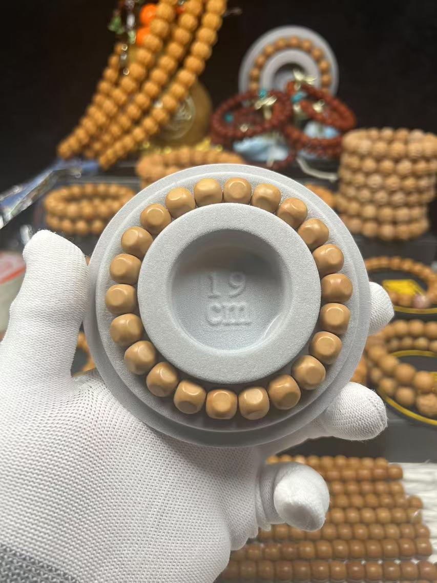 精品·猴头·小六方10mm+原色柔光（精品高档猴头手串）