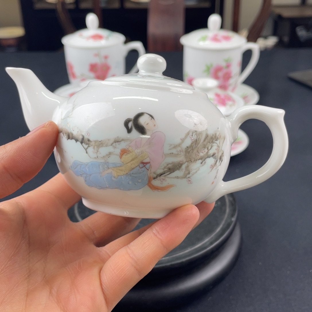 瓷片轻工业陶瓷研究所