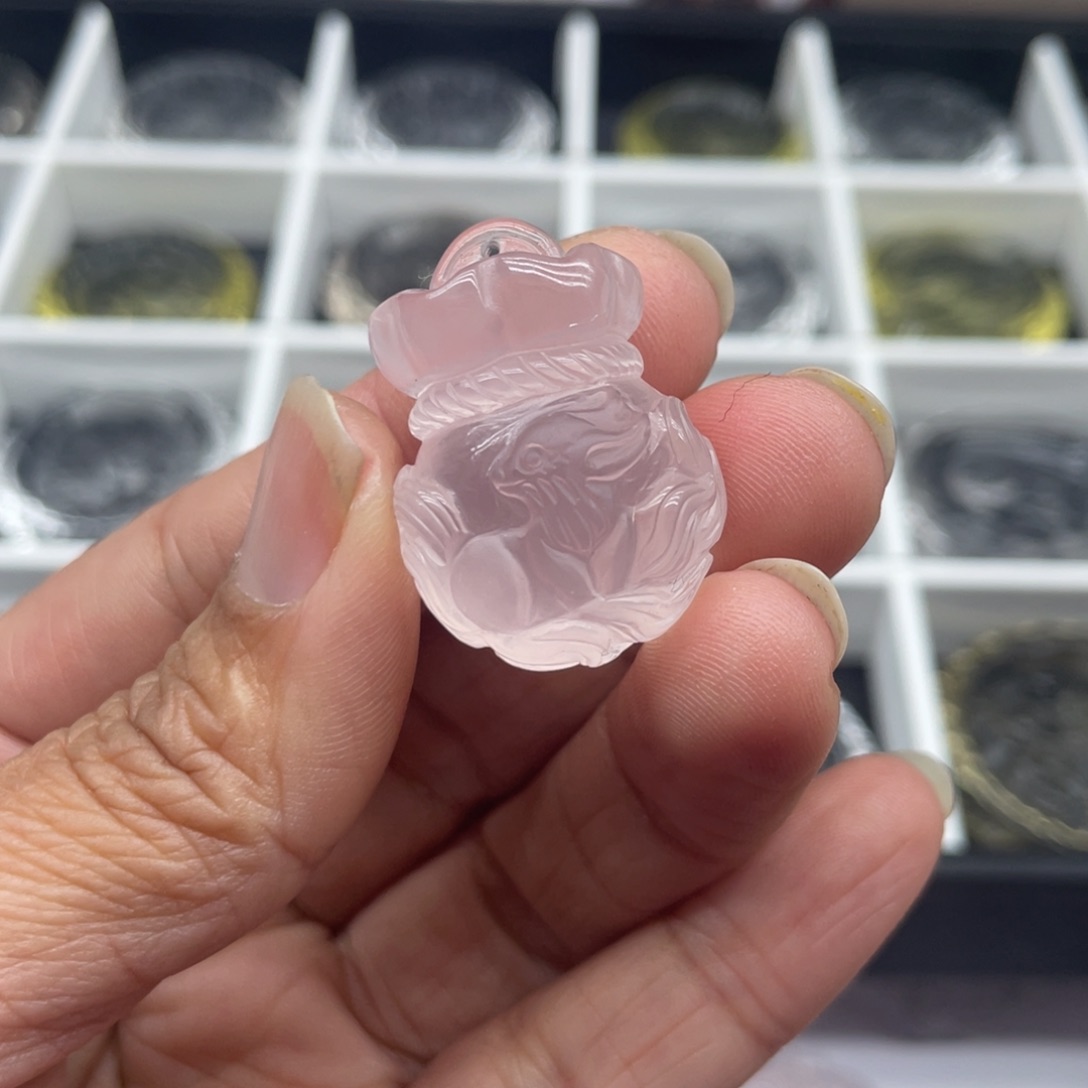 水晶吊坠(不含链)未镶嵌