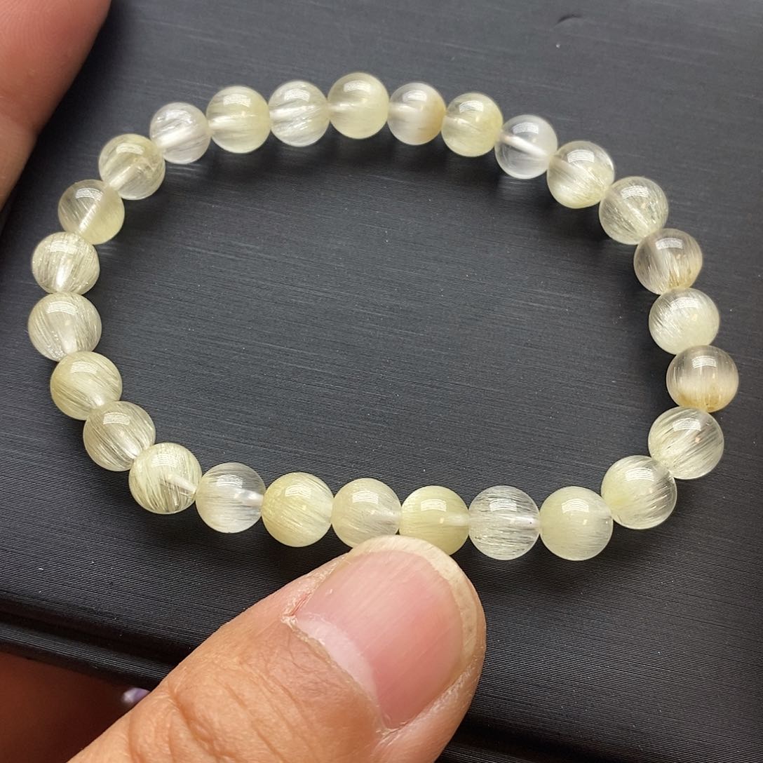 水晶手串未镶嵌……