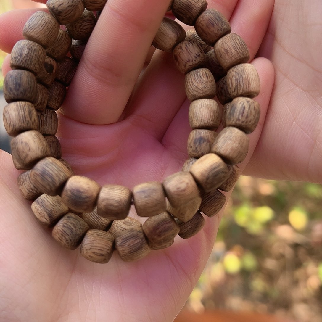 沉香手串金沙叶卡9，7克多样性发货一条