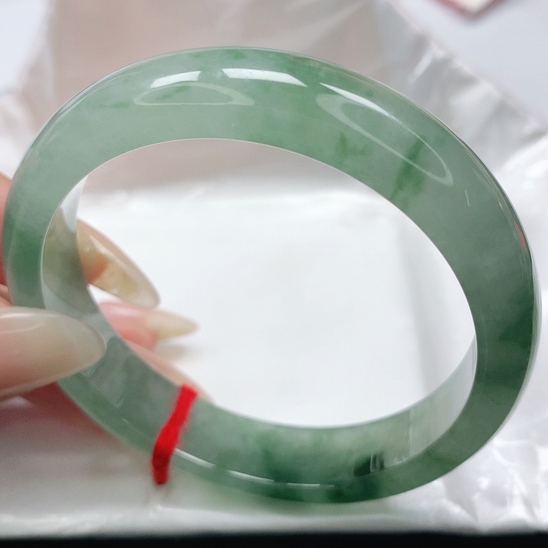 翡翠手镯未镶嵌缅甸天然A货翡翠