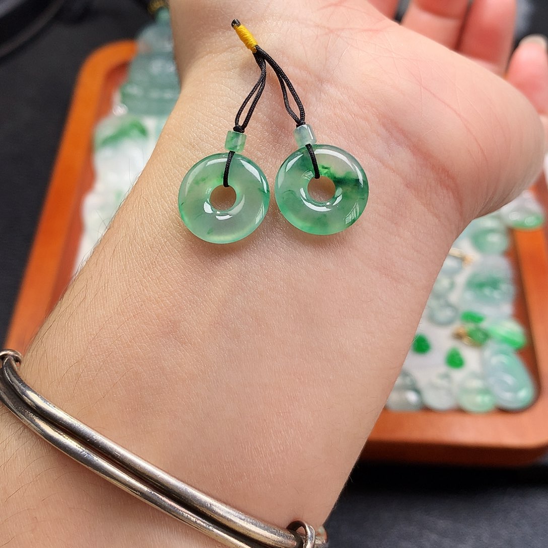 吊坠(不含链)未镶嵌翡翠甜甜圈