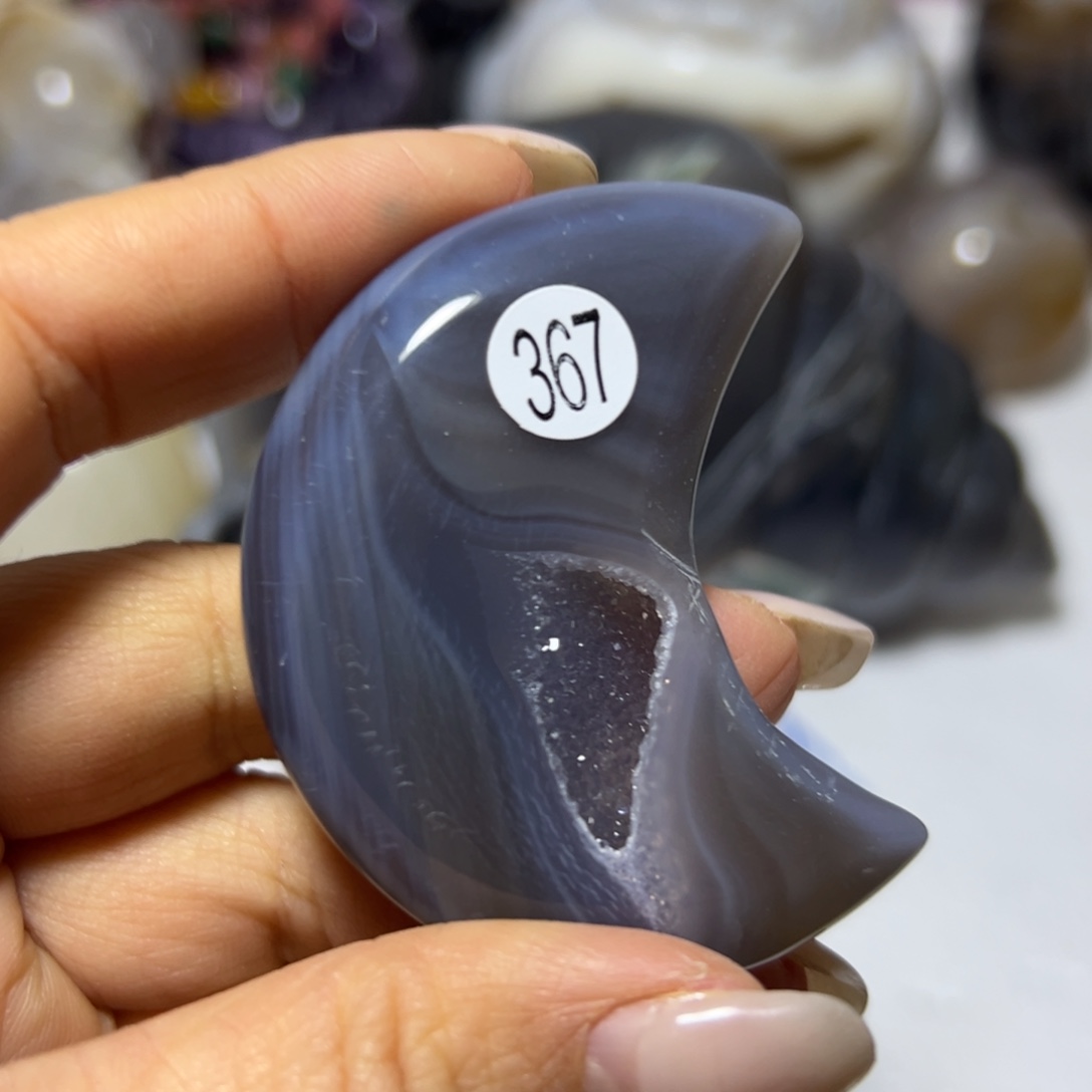 玛瑙/玉髓未镶嵌雕刻件