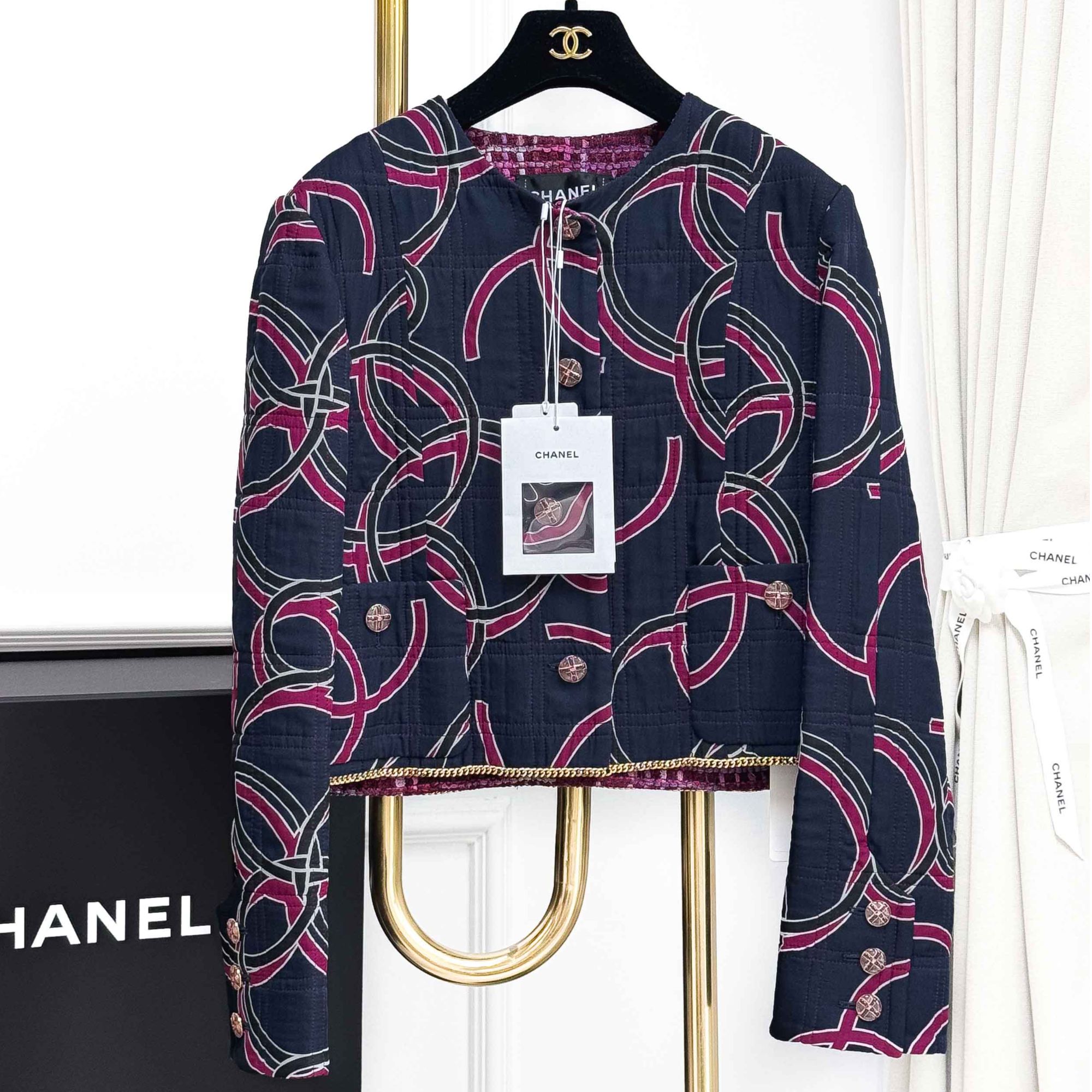 99新 Chanel/香奈儿  38码23S春夏秀款蓝底红色涂鸦大logo外套