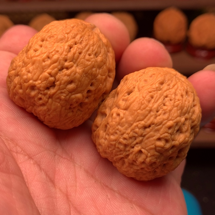 文玩核桃吊坠元宝蟾