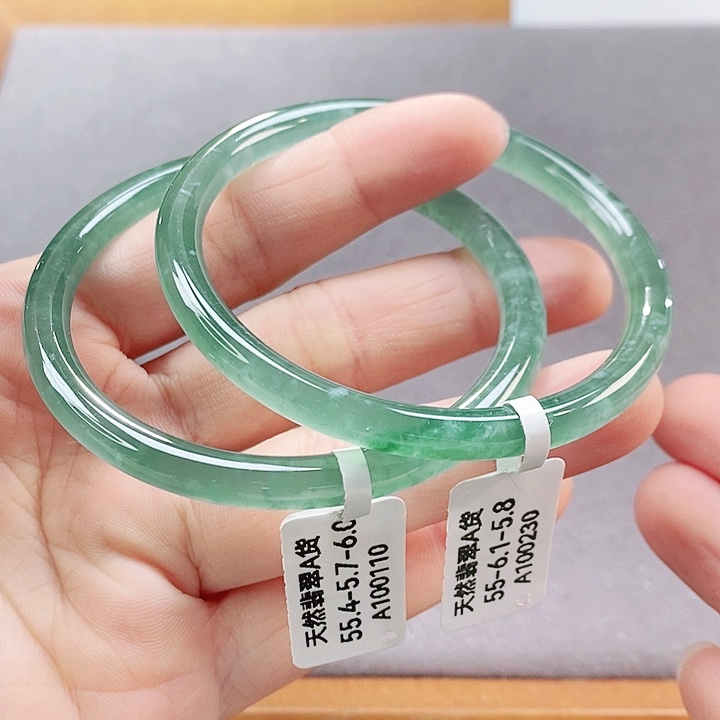 【闪购商品】翡翠手镯（圆镯）未镶嵌