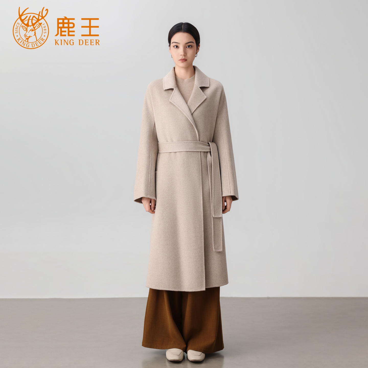 鹿王25秋冬新款女翻领100山羊绒系带长款双面呢大衣 YFL8003