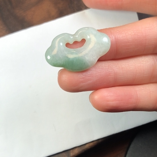 翡翠未镶嵌颈饰缅甸A货，每天下午1点半开播