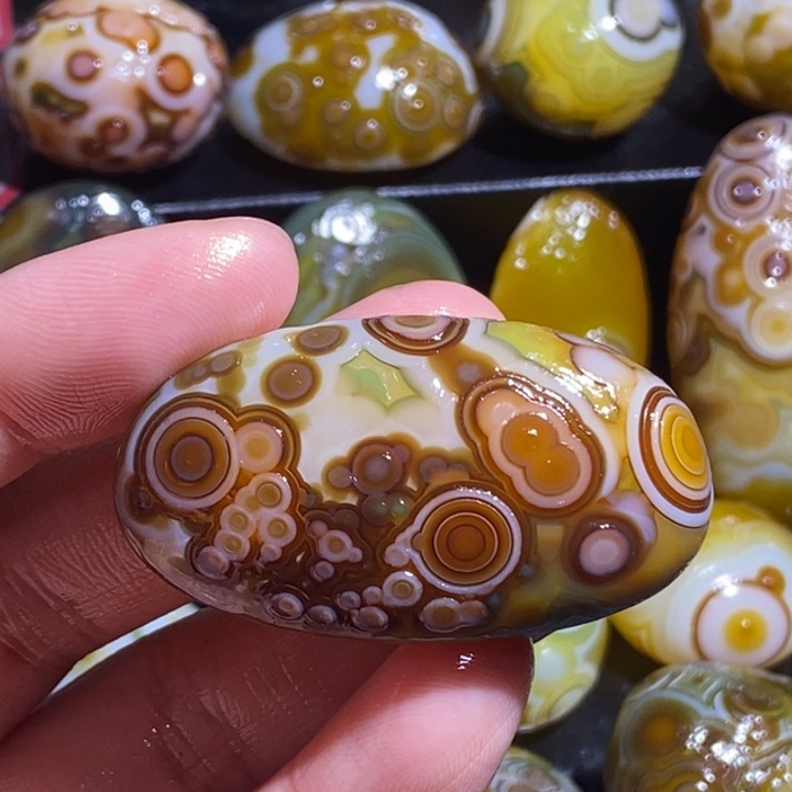 玛瑙/玉髓珠宝奇石未镶嵌