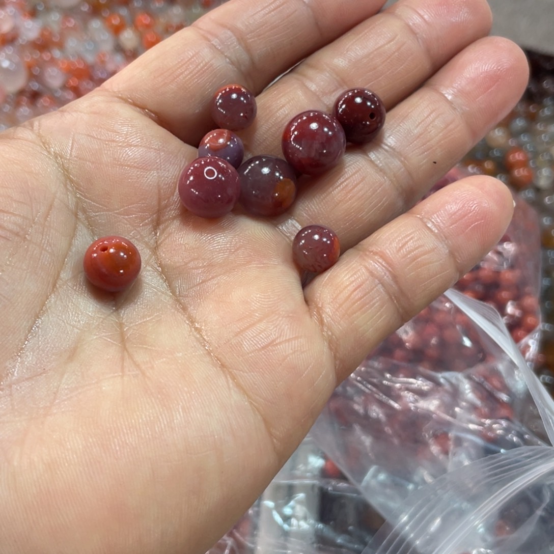 南红玛瑙未镶嵌颈饰