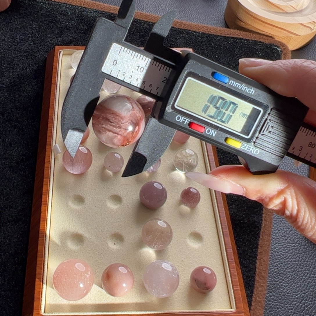 B***e未镶嵌水晶手链19m定制通孔不退不换