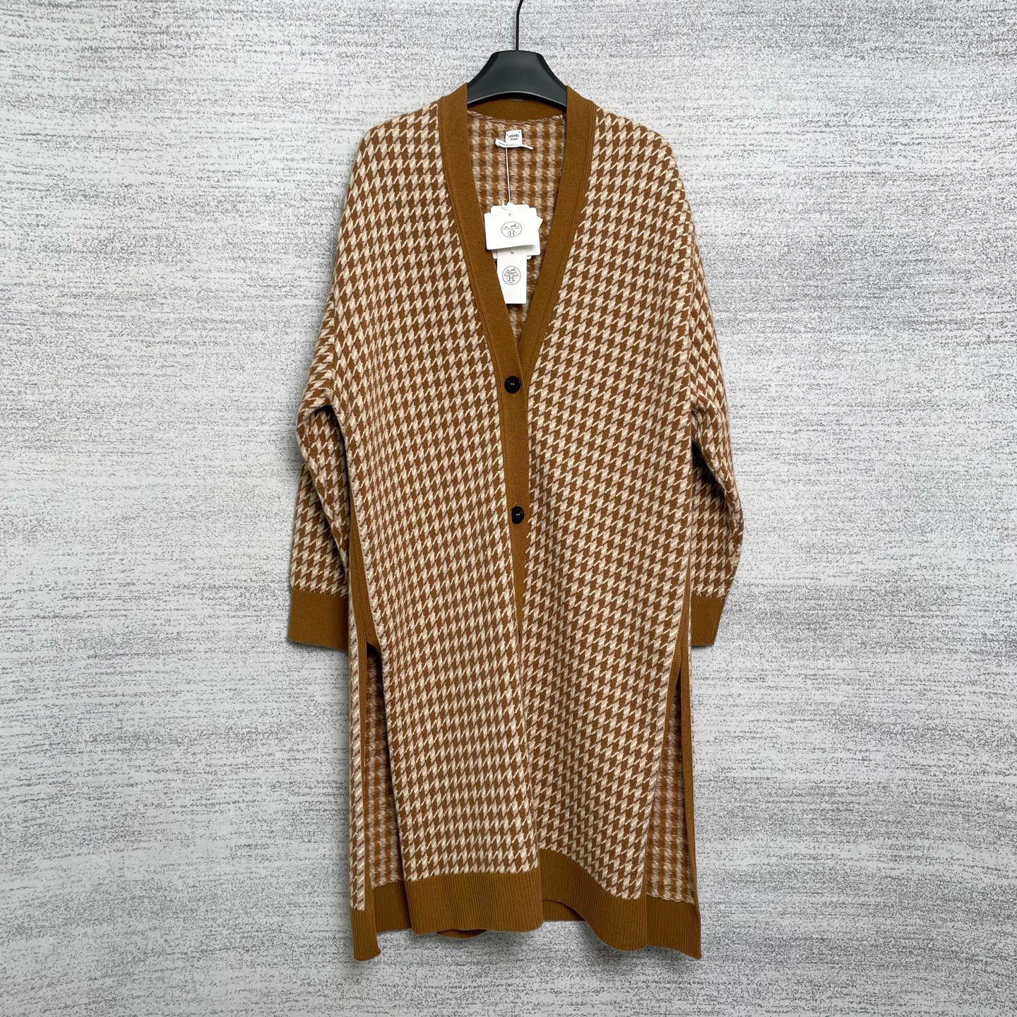 未使用 AMIRI  爱马仕/W118329/千鸟格针织开衫/34码