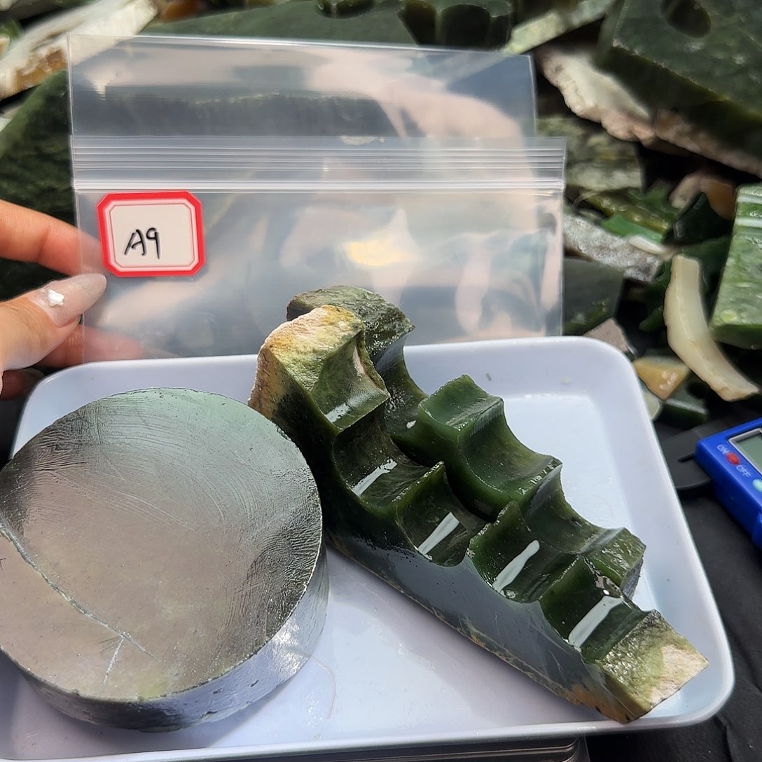 翠***@和田玉未镶嵌珠宝半成品