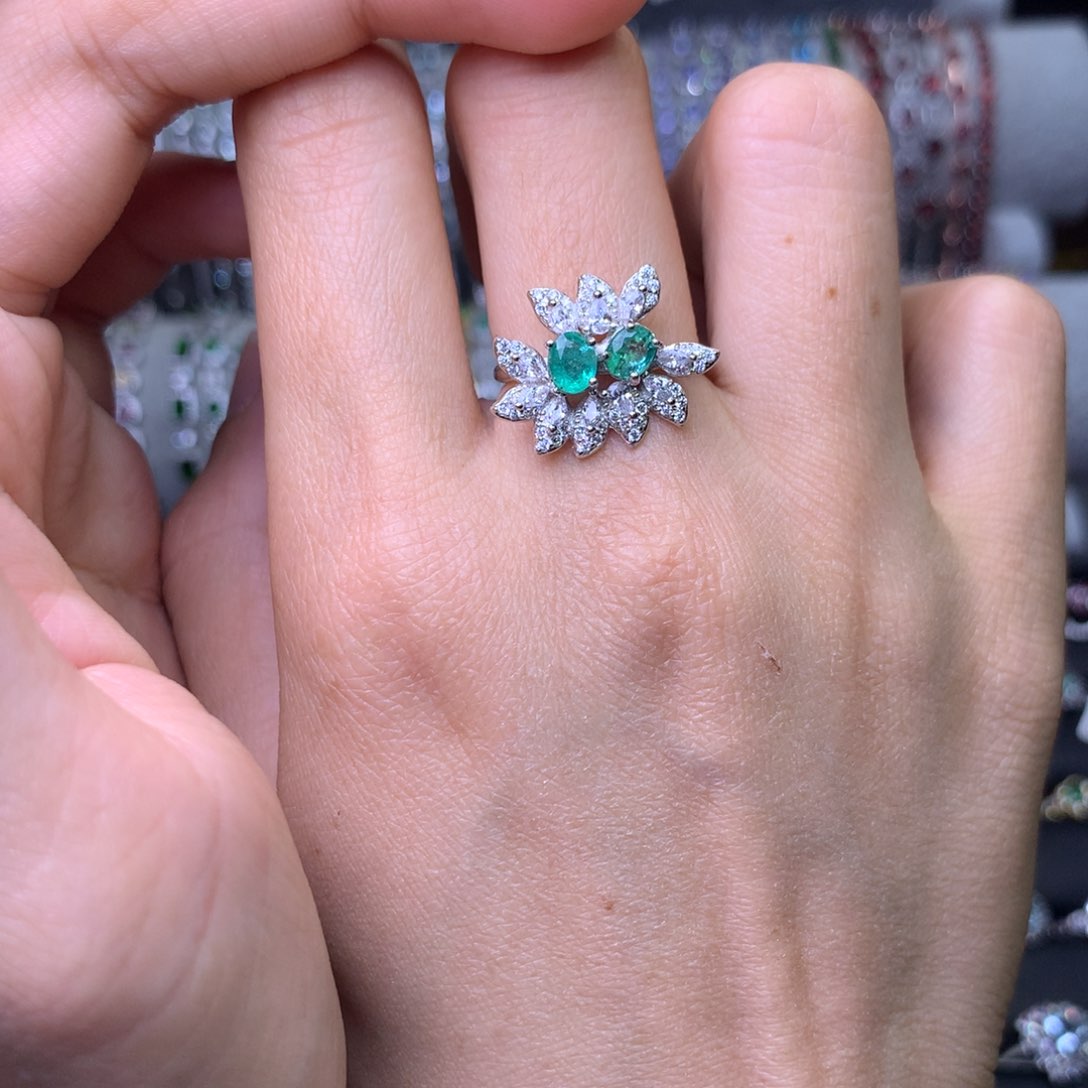 祖母绿戒指银S925镶嵌