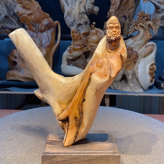 柏木（崖柏）根雕摆件