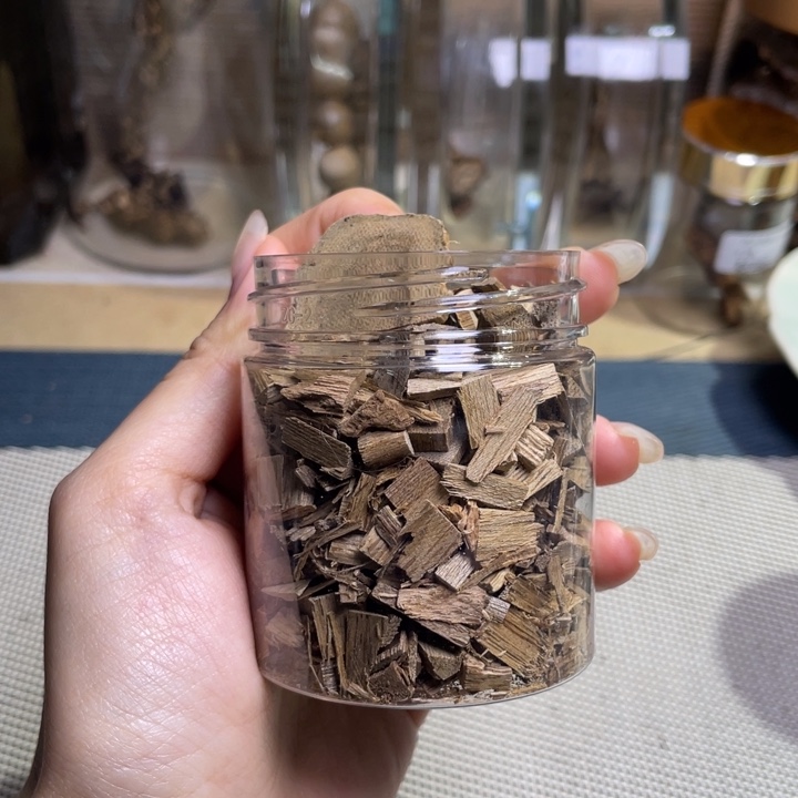 沉香柬埔寨菩萨棋车珠碎料25克较碎