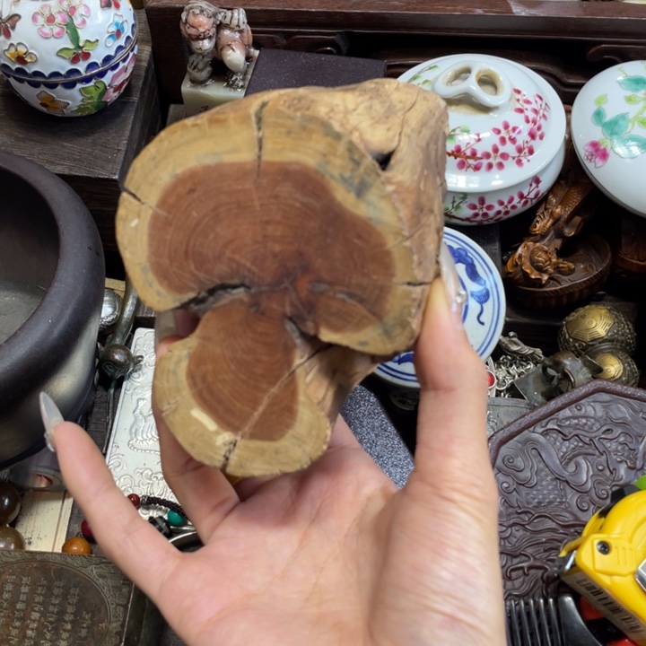 端景台紫檀木类木